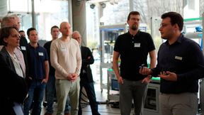 Einblicke in die Anwendung der AAS in der Smart-Factory-Modellfabrik ergänzten das Programm.  (Bild: Smart Factory KL)