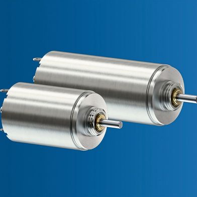 Die neuen DC-Motoren 1218 SXR und 1228 SXR. (Bild: Faulhaber)