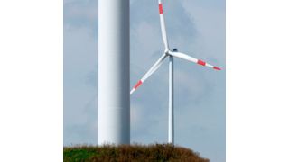 Türme von Windkraftanlagen vor Korrosion schützen: Bei den Turmsegmenten funktioniert das bereits, gegen Korrosion zwischen den Flanschblättern gibt es jetzt eine Lösung. (Bild: Stefanie Michel)