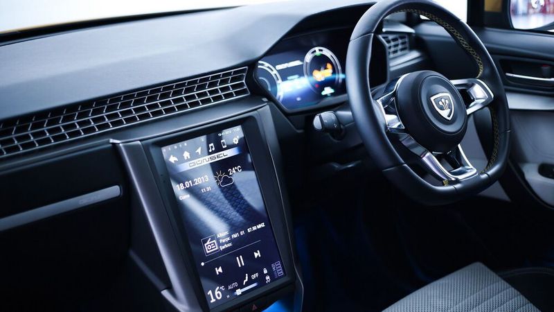 Auch der Innenraum des Zypern-Stromers kann sich sehen lassen. (Bild: Günsel)