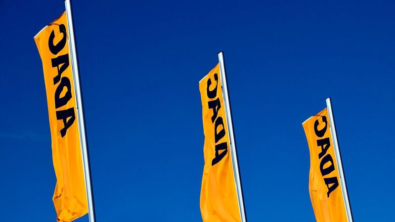 Die Kritik des ZDK an den ADAC, mit seiner Leasingplattform dem Autohandel Konkurrenz zu machen, sieht der ADAC nicht als gerechtfertigt an.(Bild:  gemeinfrei /  Pixabay)