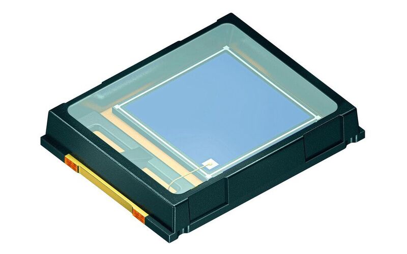 Großflächige Photodioden mit niedrigem Dunkelstrom, wie die SFH 2200, eignen aufgrund ihrer hohen Linearität und Empfindlichkeit für die Blutsauerstoffmessung. (Osram Opto Semiconductor)