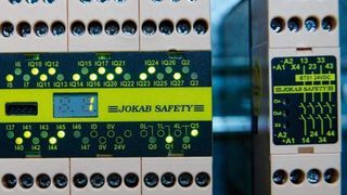 Bild 1: Diese Sicherheits-Steuerung hat 46 Ein- und Ausgänge. (Archiv: Vogel Business Media)