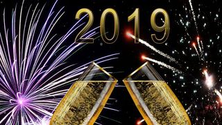 Wer für Neujahrsgrüße die Silvesterparty nicht unterbrechen möchte, sollte das Internet nutzen. Aber auch mit Messenger-Diensten ist ein zeitgesteuerter Versand möglich.  (Bild: Pixabay)