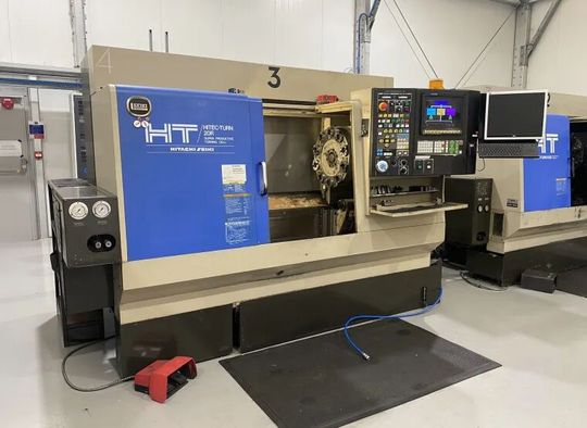 Diese CNC-Drehmaschine kommt mit vier weiteren CNC-Drehmaschinen bei Surplex jetzt unter den Hammer. Es handelt sich um eine Hitachi Seiki HiTec-Turn 20R. Diese und weitere 49 Posten aus einem Formel-1-Rennstall können bis 23. März ersteigert werden. Im Beitrag Genaueres ... Diese CNC-Drehmaschine kommt mit vier weiteren CNC-Drehmaschinen bei Surplex jetzt unter den Hammer. Es handelt sich um eine Hitachi Seiki HiTec-Turn 20R. Diese und weitere 49 Posten aus einem Formel-1-Rennstall können bis 23. März ersteigert werden. Im Beitrag Genaueres ...