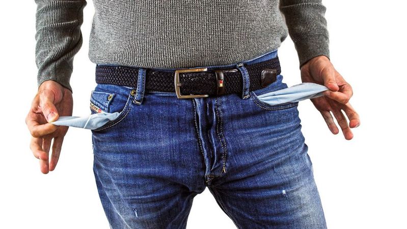 Für den Fall, dass plötzlich Leasingraten für das Auto nicht mehr bezahlt werden können, wünschen Kunden oft eine automobile Restschuldversicherung. Und die ist laut VDA-Studie deutlich besser als ihr Ruf.(Bild:  frei lizenziert /  Pixabay)