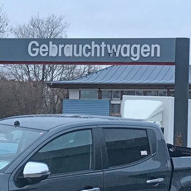 Die Zahl der Besitzumschreibungen ist im Mai stark gefallen – nicht nur im Pkw-Bereich. (Bild: Grimm – »kfz-betrieb«)