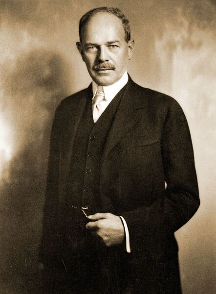 Erster Vorsitzender des Verbandes ZVEI war Carl Friedrich von Siemens.  (Siemens Historical Institute)
