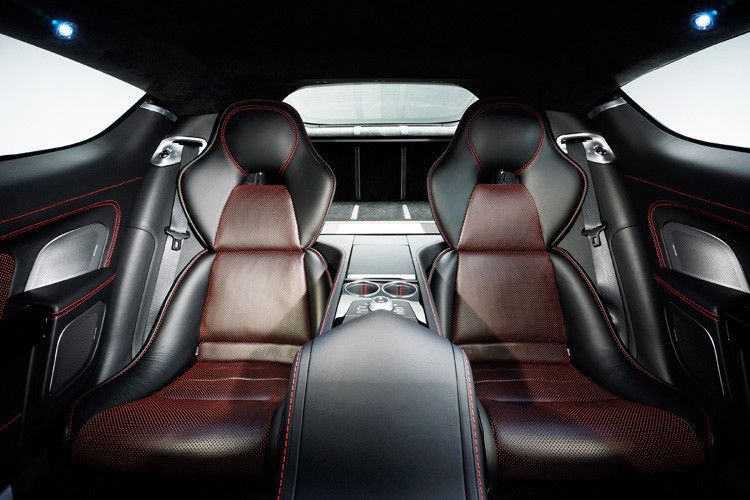 ... seine Spitzengeschwindigkeit erreicht der sportive Brite bei 306 km/h. (Foto: Aston Martin)