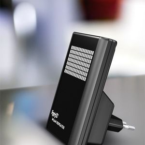 Steckdose genügt: Mit dem Fritz WLAN Repeater können Anwender die Reichweite ihrer Funknetze erweitern. Das Gerät beherrscht die IEEE-Spezifikationen 802.11a, b, g und n.