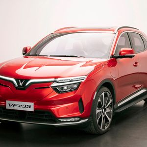 Auch das kleinere Modell – der e35 – nutzt diesen Motor. Allerdings mit kleinerer Batterie.(Bild:  Vinfast)