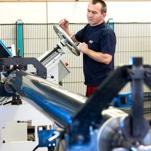 (AST Beschichtungstechnik GmbH)