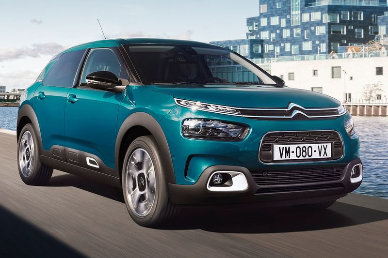 Der neue Cactus wird mit drei Dreizylinder-Benzinern antreten, die das Spektrum zwischen 60 KW/82 PS bis 96 kW/130 PS abdecken. Hinzu kommen zwei Vierzylinder-Diesel mit 74 kW/100 PS und 88 kW/120 PS. (Citroen)