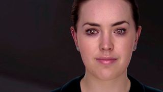 Ein digitaler Avatar wie 'Sarah' dient für Finanz- und Mobilitätsdienstleistungen als Schnittstelle zum Kunden. (Bild: Daimler AG)