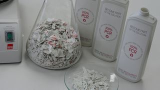 In der Kategorie „Nachhaltigkeit“ wurden jetzt Schäfer-Etiketten, Polifilm und Herma Haftmaterial mit dem Deutschen Verpackungspreis ausgzeichnet – für das weltweit wohl erste Polyethylen-(PE-)Etikett, das zu 100 % aus haushaltsnahen PE-Verpackungen produziert wird. (Herma)