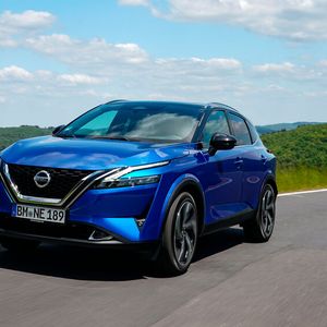 Bei Nissan ist die neue Generation des Qashqai am Start.(Bild:  Wolfgang Groeger-Meier/Nissan)