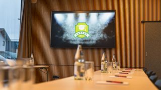 Abseits des regulären Autohausbetriebs bildet die Seitz-Gruppe ihre Mitarbeiter auf dem Seitz-Campus weiter. (Bild: Seitz-Gruppe)