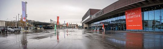 Le Swiss Plastics Expo s'est déroulé avec succès à Lucerne en janvier 2023. La prochaine édition aura lieu du 20 au 22 janvier 2026. Le Swiss Plastics Expo s'est déroulé avec succès à Lucerne en janvier 2023. La prochaine édition aura lieu du 20 au 22 janvier 2026.