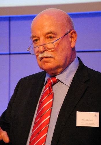 Albert Schwinn (Präsident Verband der Peugeot-Partner Deutschlands) forderte erneut vom Importeur eine Zusammenarbeit auf Augenhöhe. Diese wurde aus seiner Sicht im vergangenen Jahr nicht immer gewährt.  (Foto: Baeuchle)