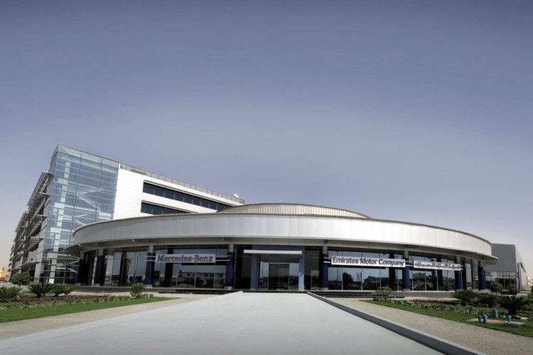 Die Emirates Motor Company – größter Mercedes-Dealer der Welt. (Foto: Grundhoff)