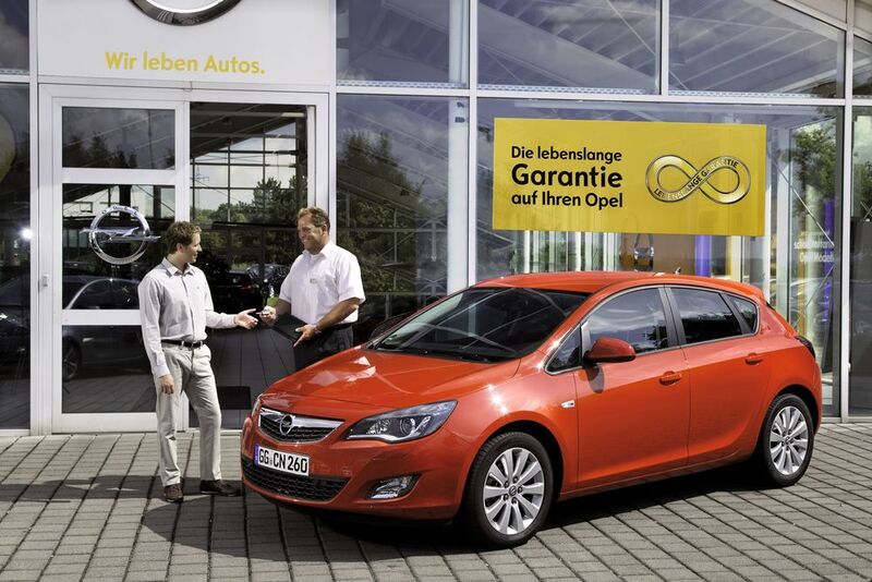 Platz 9: Garantieverlängerung. Zahlungsbereitschaft: 19 % (Opel)