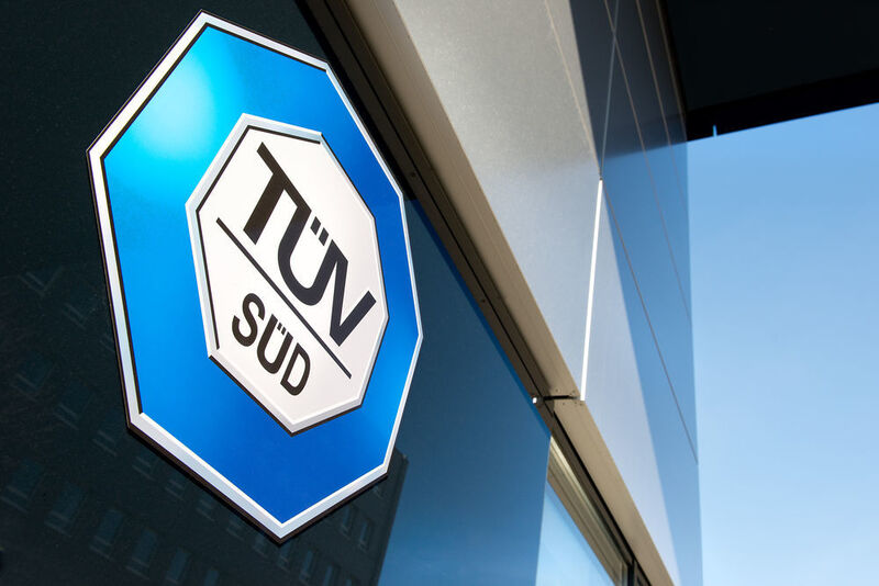 Der TÜV Süd rät zur schnellen Umstellung von ISO 9001 und ISO 14001.  (TÜV Süd)