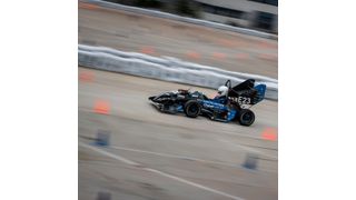 Der RS 16 im Einsatz beim Grand Prix in Ungarn, bei dem das Running Snail Race Team den 1. Platz belegte.  (Running Snail Racing Team der OTH Amberg-Weiden/Framo Morat)