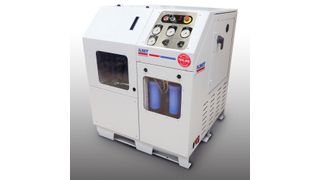 Die Direktantrieb-Pumpe Triline TL-I 30 verfügt über eine Antriebsleistung von 22 kW (30 PS) und erreicht damit ein Fördervolumen von 3,1 l Schneidwasser pro Minute. (KMT)