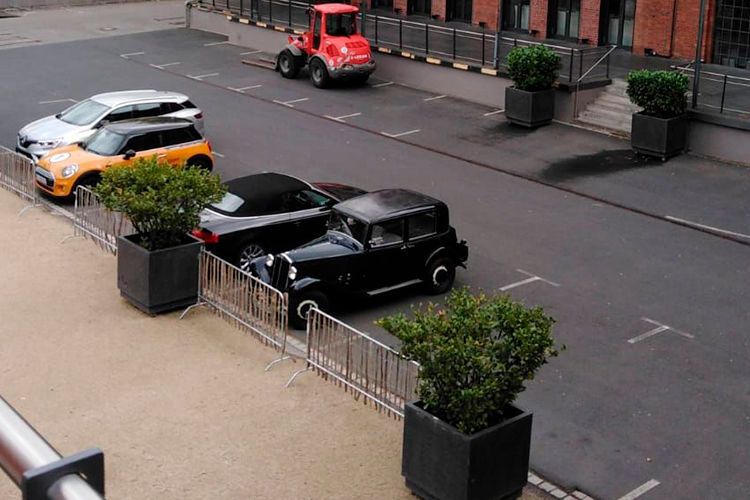 Im Lostopf war zudem noch ein Lancia Augusta aus dem Jahr 1932. Das herrschaftliche Fahrzeug musste damals mit 35 PS auskommen. (privat)