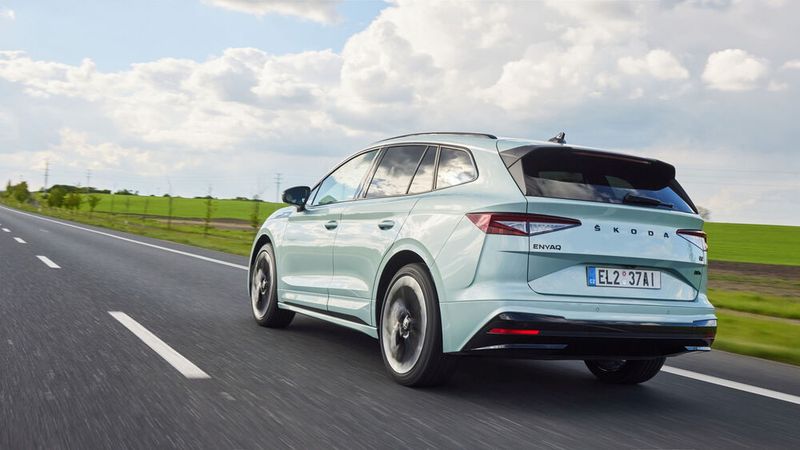 Die Enyaq-Baureihe bekommt im nächsten Frühjahr Zuwachs von einer Coupé-Version im SUV-Format. (Bild: Skoda)