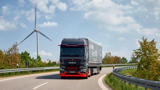 MAN will ab 2030 zur Hälfte elektrisch angetriebene Trucks ausliefern. (Bild: MAN)