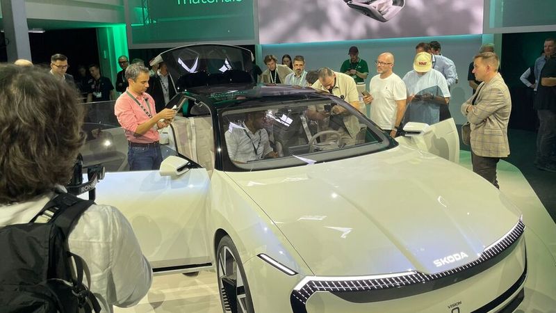 Die elektrische Zukunft des Kombi ist ein Thema, das großes Interesse hervorruft. (Bild: Grimm – VCG)