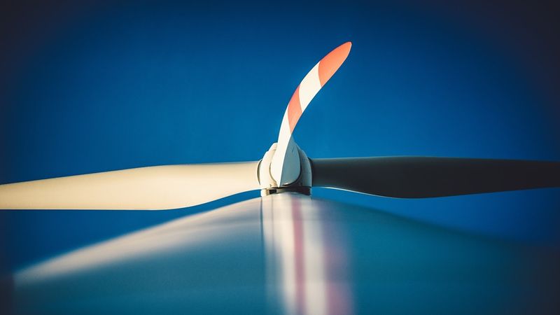 Drei neue Windenergieanlagen mit insgesamt 18 MW hat PNE im Windpark "Gnutz Ost" in Betrieb genommen.(Bild:  stock.adobe.com - BR)