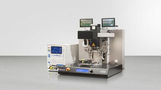 ACF bietet eine  kompaktere und kostengünstigere Verbindungslösung im Vergleich zu mechanischen Steckverbindern. (Bild: Amada Weld Tech)