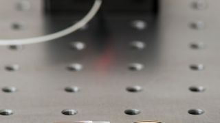 Klein, aber höchst leistungsstark: Das Xarion-Lasermikrophon (Xarion)