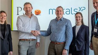 Jennifer Balder, Procurist & Partner bei metalsXP, Jörg Hackmann, Executive Vice President bei PSI Software, Stefan Rauch, Gründer der metalsXP, Dr. Carolyn Somorowsky, Lead Architect MDM bei metalsXP und Ruben Perez Sobrino, Partner Manager bei PSI Software (v.l.n.r.) (Bild: PSI Software SE)