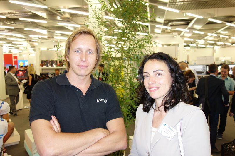 Jochen Roeth, AMD, mit Sumru Gerken, Ingram Micro (Bild: IT-BUSINESS)