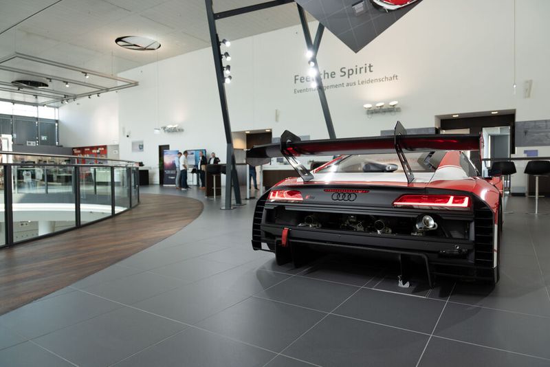 Der Aagon Partner Summit fand dieses Jahr im Audi Forum Neckarsulm statt. (Bild: Aagon GmbH)