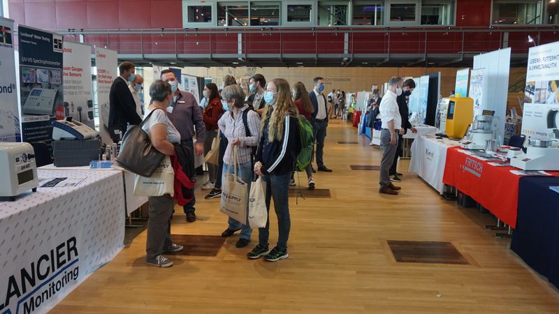 Weitere Impressionen der LAB-SUPPLY Dresden 2020  Alle Infos zu den LAB-SUPPLY-Messen – Termine, Vortragsprogramm und Ausstellerliste – finden Sie unter www.lab-supply.info (LABORPRAXIS, Krause)