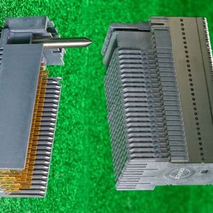 Bild 1: Moderne Steckverbinder sind nicht mehr durch die Qualität der Steckverbinder sondern durch Signalintegritätsprobleme beim Signalaustritt aus der Leiterplatte und die Verluste in den Trägermaterialien in Leiterplatten und Backplanes begrenzt