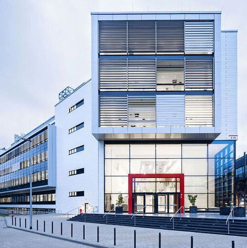 The Inspiration Center Düsseldorf is Henkel's innovation hub, where experts collaborate with customers across 800 industry segments to co-create cutting edge solutions. (Source:  Henkel)