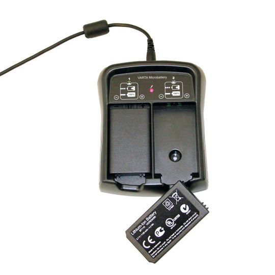 Bild 1: Das CE-Zeichen auf diesem Ladegerät für Lithiumbatterien gibt dem europäischen Verbraucher die Gewissheit, dass die Sicherheit des Geräts von einer unabhängigen Stelle überprüft worden ist.(Bild:  Varta Microbattery)