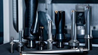 Bild 1: Die beispielhafte Variantenvielfalt an Hochpräzisionswerkzeugen bei Ceratizit. Zur schnellen Fertigung sind neue Prozesse nötig. (Bild: Ceratizit)