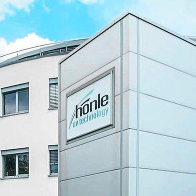 Die Hoenle-Gruppe blickt auf die letzten neun Monate des Geschäftsjahres 2025/26 zurück. Zum Glück läuft es recht gut – trotz vieler Unbilden ... (Bild: Hoenle-Gruppe)