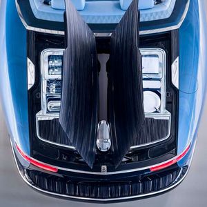 Unter die Boattail-Abdeckung passt fast ein ganzer Hausstand.(Bild:  Rolls-Royce)