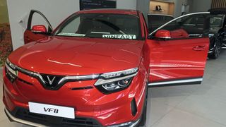 Den Vinfast VF 8 gibt es derzeit im Privatleasing für 279 Euro im Monat. (Bild: Grimm – VCG)