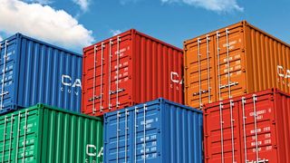 Blicken Sie bei ihrer Lieferkette in puncto Menschenrechte et cetera durch? Das sollte man aber, denn ab 1. Januar gilt das Lieferkettengesetz auch für Unternehmen ab 1.000 Mitarbeitern. Wie man das jetzt noch meistert, verrät Lufthansa Industry Solutions ... (Bild: Scanrail - stock.adobe.com)