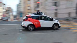 Die US-Verkehrsbehörde entzog dem Robotaxi-Unternehmen Cruise die Fahrerlaubnis für autonom fahrende Fahrzeuge auf unbestimmte Zeit. (Bild: sp-x)