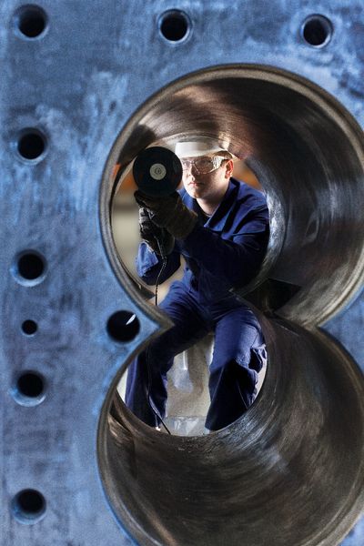 Keeping the right perspective in the turnaround-jungle: Engineering companies take over core  processes of industrial plant projects. (Picture: Bilfinger Industrial Services)