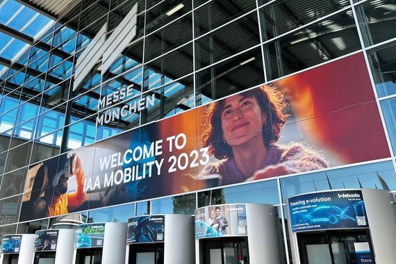 Die IAA Mobility hat ihre Tore geöffnet – nach 2021 findet die Messe zum zweiten Mal in München statt. (Bild: Simon – VCG)